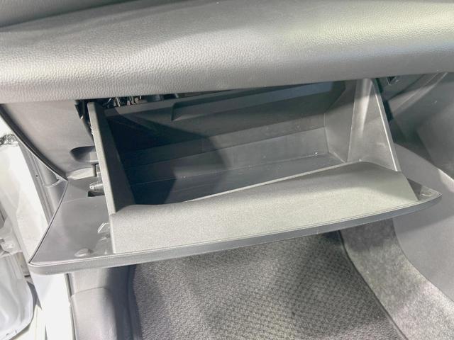 ヤリスクロス G 純正8インチディスプレイオーディオ バックカメラ セーフティーセンス レーダークルーズ 禁煙車 2トーンカラー レーンキープ コーナーセンサー スマートキー ETC オートマチックハイビーム(51枚目)