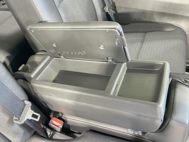 セレナ ハイウェイスターＶ　登録済未使用車　純正１２．３型ナビ　プロパイロット　インテリジェントルームミラー　両側電動ドア　全周囲カメラ　ハーフレザーシート　ドラレコ　コーナーセンサー　ＬＥＤヘッド　ＥＴＣ２．０（53枚目）