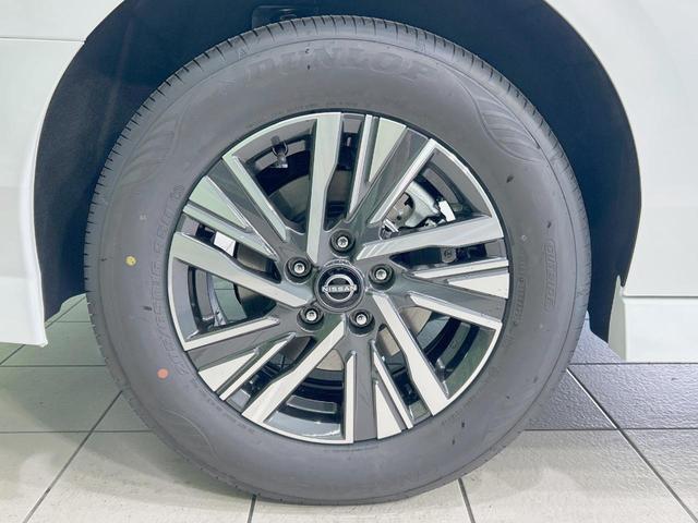 セレナ ハイウェイスターＶ　登録済未使用車　純正１２．３型ナビ　プロパイロット　インテリジェントルームミラー　両側電動ドア　全周囲カメラ　ハーフレザーシート　ドラレコ　コーナーセンサー　ＬＥＤヘッド　ＥＴＣ２．０（77枚目）