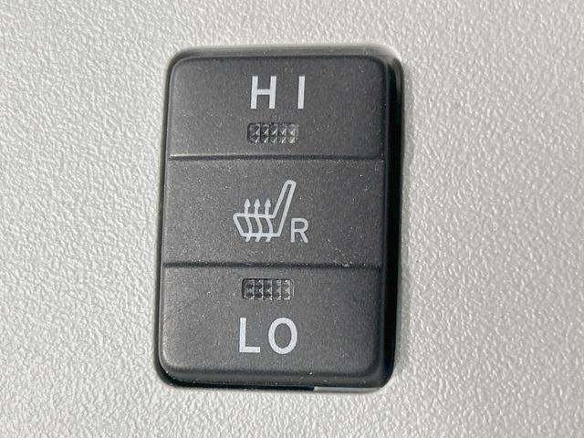 プリウスPHV S 純正8型ナビ バックカメラ 禁煙車 シートヒーター スマートキー HIDヘッド ビルトインETC 純正15インチアルミ オートライト オートエアコン Bluetooth フルセグ USB/AUX端子(5枚目)