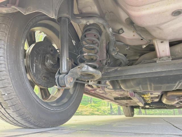 タント カスタムRS トップエディションSAIII 両側電動ドア ターボ 純正8型ナビ 後席モニター バックカメラ 衝突軽減 禁煙車 ハーフレザー シートヒーター スマートキー LEDヘッド ビルトインETC 純正15インチアルミ オートハイビーム(20枚目)