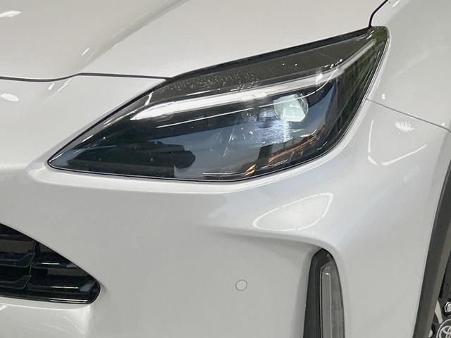 ヤリスクロス ハイブリッドZ 純正8型ナビ 全周囲カメラ 衝突軽減 レーダークルーズ 禁煙車 ブラインドスポットモニター ステアリングヒーター コーナーセンサー LEDヘッド シートヒーター スマートキー オートライト ETC(12枚目)