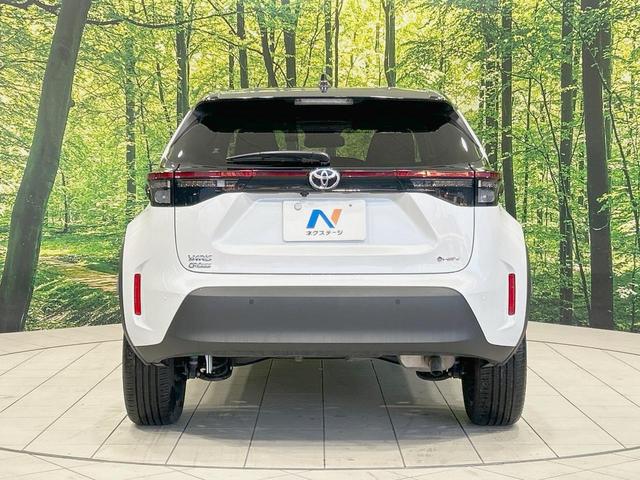 ヤリスクロス ハイブリッドZ 純正8型ナビ 全周囲カメラ 衝突軽減 レーダークルーズ 禁煙車 ブラインドスポットモニター ステアリングヒーター コーナーセンサー LEDヘッド シートヒーター スマートキー オートライト ETC(15枚目)