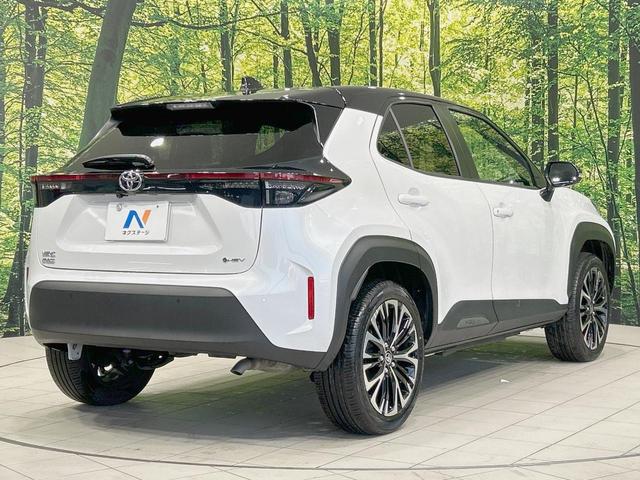 ヤリスクロス ハイブリッドZ 純正8型ナビ 全周囲カメラ 衝突軽減 レーダークルーズ 禁煙車 ブラインドスポットモニター ステアリングヒーター コーナーセンサー LEDヘッド シートヒーター スマートキー オートライト ETC(17枚目)