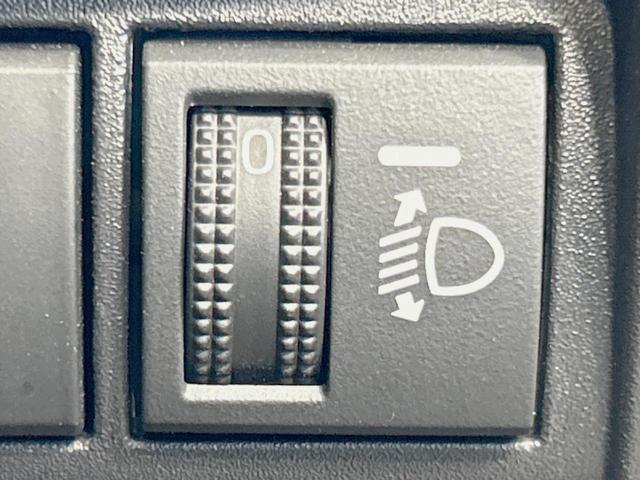 ヤリスクロス ハイブリッドZ 純正8型ナビ 全周囲カメラ 衝突軽減 レーダークルーズ 禁煙車 ブラインドスポットモニター ステアリングヒーター コーナーセンサー LEDヘッド シートヒーター スマートキー オートライト ETC(33枚目)