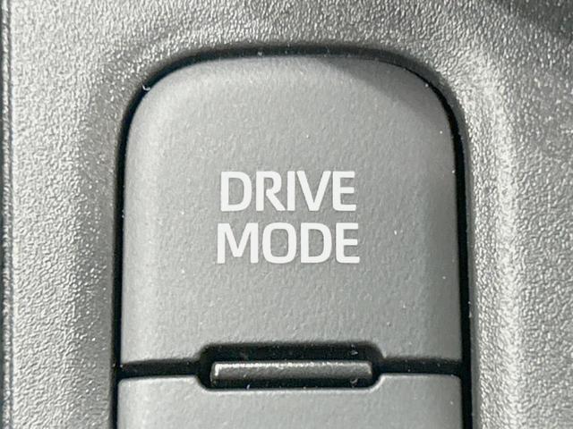 ヤリスクロス ハイブリッドZ 純正8型ナビ 全周囲カメラ 衝突軽減 レーダークルーズ 禁煙車 ブラインドスポットモニター ステアリングヒーター コーナーセンサー LEDヘッド シートヒーター スマートキー オートライト ETC(40枚目)