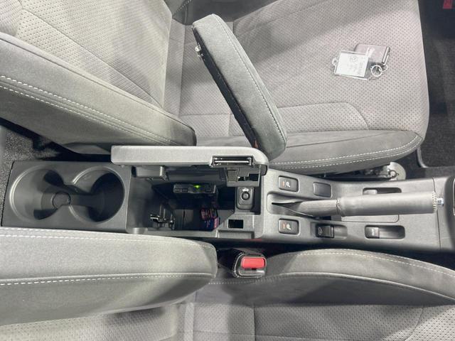 コペン GR スポーツ 純正ナビ レカロシート バックカメラ 禁煙車 LEDヘッド ドラレコ ETC 純正16インチアルミ オートライト オートエアコン Bluetooth CD DVD再生 フルセグ パドルシフト(44枚目)