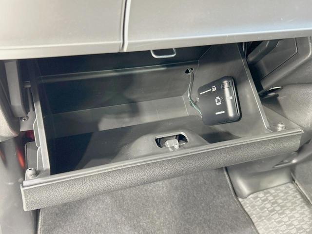 スペーシアカスタム ハイブリッドＸＳ　両側電動ドア　全周囲カメラ　衝突軽減　禁煙車　ＳＤナビ　ハーフレザーシート　シートヒーター　ドラレコ　コーナーセンサー　スマートキー　ＬＥＤヘッド　ＥＴＣ　純正１５インチアルミ　車線逸脱警報（46枚目）