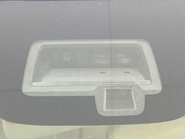 アルトラパン S SDナビ 衝突軽減 禁煙車 シートヒーター コーナーセンサー スマートキー HIDヘッド ETC 車線逸脱警報 オートライト Bluetooth CD再生 盗難防止システム(4枚目)