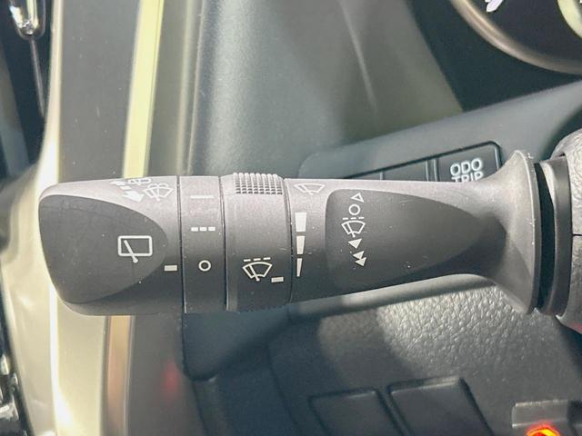 アルファード ２．５Ｓ　タイプゴールドＩＩＩ　両側電動スライドドア　純正９型ナビ　後席ニター　バックカメラ　衝突軽減　レーダークルーズ　禁煙車　ＥＴＣ　ドラレコ　ＬＥＤヘッド　１００Ｖ電源　ブラインドスポットモニター　デジタルインナーミラー（40枚目）