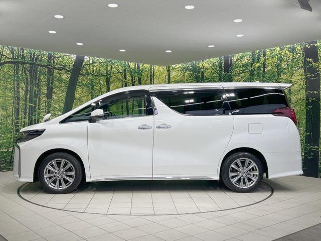 アルファード ２．５Ｓ　タイプゴールドＩＩＩ　両側電動スライドドア　純正９型ナビ　後席ニター　バックカメラ　衝突軽減　レーダークルーズ　禁煙車　ＥＴＣ　ドラレコ　ＬＥＤヘッド　１００Ｖ電源　ブラインドスポットモニター　デジタルインナーミラー（66枚目）