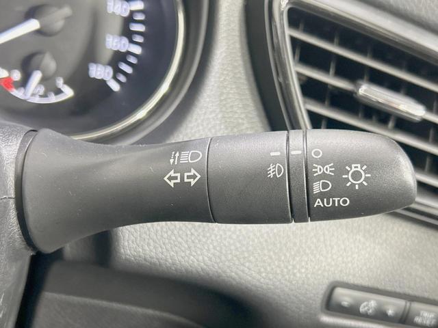 エクストレイル 20X 純正9型ナビ 全周囲カメラ 禁煙車 衝突軽減 デジタルインナーミラー 電動リアゲート LEDヘッド スマートキー ETC ドラレコ 防水シート コーナーセンサー ルーフレール オートエアコン/ライト(27枚目)