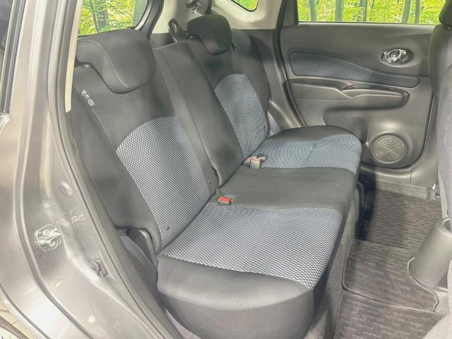 ノート Ｘ　ＤＩＧ－Ｓ　ＳＤナビ　禁煙車　スマートキー　オートエアコン　ＣＤ／ＤＶＤ再生　アイドリングストップ　電動格納ミラー　純正ホイール（9枚目）