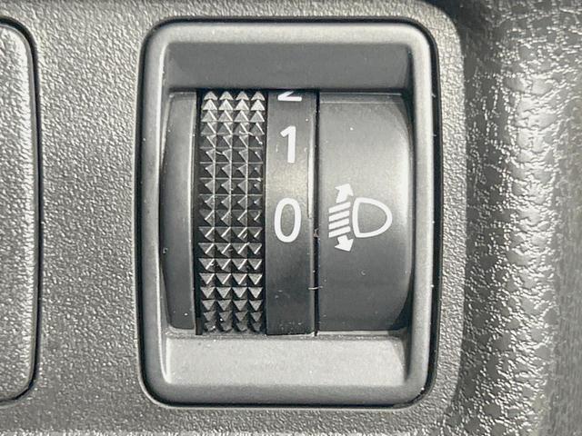 ノート Ｘ　ＤＩＧ－Ｓ　ＳＤナビ　禁煙車　スマートキー　オートエアコン　ＣＤ／ＤＶＤ再生　アイドリングストップ　電動格納ミラー　純正ホイール（28枚目）