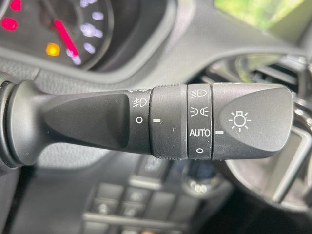 ヴォクシー ＺＳ　煌ＩＩ　両側電動スライド　純正１０型ナビ　後席モニター　バックカメラ　セーフティーセンス　禁煙車　コーナーセンサー　レーンキープ　スマートキー　ＬＥＤヘッド　ＥＴＣ　クルコン　オートマチックハイビーム（37枚目）