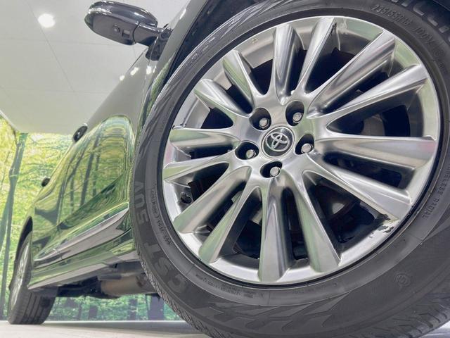 ハリアー プレミアム　アドバンスドパッケージ　モデリスタエアロ　パノラマルーフ　純正８型ナビ　全周囲カメラ　ＪＢＬサウンド　衝突軽減　レーダークルーズ　禁煙車　電動リア　置くだけ充電　ドラレコ　パワーシート　ＥＴＣ　クリアランスソナー（13枚目）