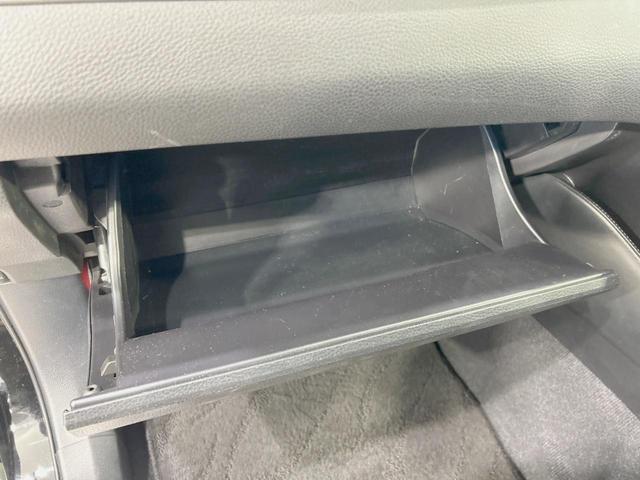 ハリアー プレミアム　アドバンスドパッケージ　モデリスタエアロ　パノラマルーフ　純正８型ナビ　全周囲カメラ　ＪＢＬサウンド　衝突軽減　レーダークルーズ　禁煙車　電動リア　置くだけ充電　ドラレコ　パワーシート　ＥＴＣ　クリアランスソナー（41枚目）