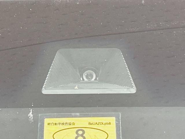 Ｎ－ＢＯＸカスタム Ｌターボ　両側電動ドア　純正ナビ　バックカメラ　ＥＴＣ　ドラレコ　パーキングセンサー　衝突被害軽減　アダプティブクルーズ　禁煙車　ハーフレザーシート　スマートキー　ＬＥＤヘッド　ＥＴＣ　純正１５インチアルミ（6枚目）