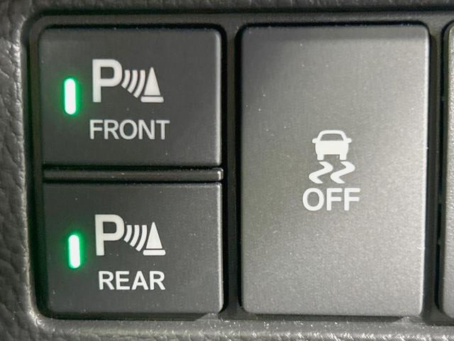 Ｎ－ＢＯＸカスタム Ｌターボ　両側電動ドア　純正ナビ　バックカメラ　ＥＴＣ　ドラレコ　パーキングセンサー　衝突被害軽減　アダプティブクルーズ　禁煙車　ハーフレザーシート　スマートキー　ＬＥＤヘッド　ＥＴＣ　純正１５インチアルミ（7枚目）