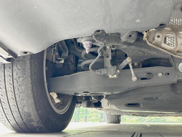 プリウスPHV Aプレミアム 純正11型ナビ JBLサウンド バックカメラ 衝突軽減 レーダークルーズ 黒革 1500Wコンセント パワーシート シートヒーター ドラレコ ETC ブラインドスポットモニター パーキングアシスト(21枚目)