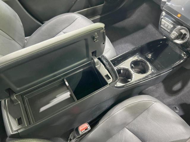 プリウスPHV Aプレミアム 純正11型ナビ JBLサウンド バックカメラ 衝突軽減 レーダークルーズ 黒革 1500Wコンセント パワーシート シートヒーター ドラレコ ETC ブラインドスポットモニター パーキングアシスト(50枚目)