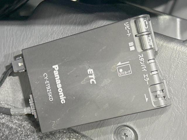 ジムニー ＸＣ　禁煙車　ＳＤナビ　Ｂｌｕｅｔｏｏｔｈ　ＥＴＣ　電動格納ミラー　キーレス　純正１６インチアルミ　フルセグ　フォグライト　ＤＶＤ／ＣＤ再生（4枚目）