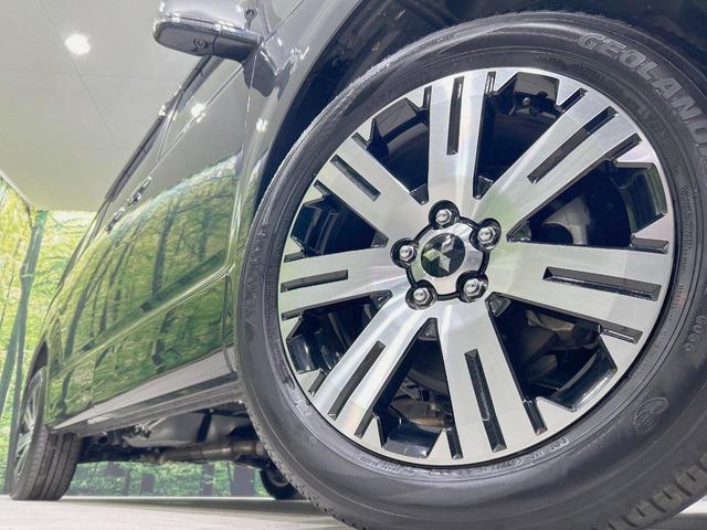 デリカＤ：５ Ｐ　純正１０型ナビ　全周囲カメラ　衝突軽減　両側電動ドア　サイドステップ　電動リア　シート／ステアリングヒーター　ドラレコ　ＥＴＣ　Ｂｌｕｅｔｏｏｔｈ　禁煙車　レーダークルーズ　ブラインドスポットモニター（13枚目）