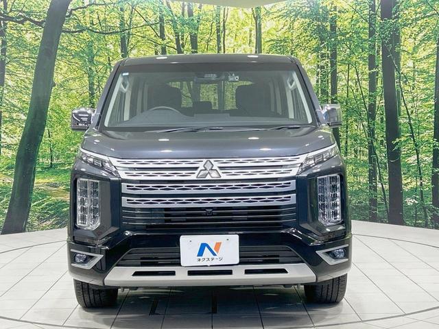 デリカＤ：５ Ｐ　純正１０型ナビ　全周囲カメラ　衝突軽減　両側電動ドア　サイドステップ　電動リア　シート／ステアリングヒーター　ドラレコ　ＥＴＣ　Ｂｌｕｅｔｏｏｔｈ　禁煙車　レーダークルーズ　ブラインドスポットモニター（14枚目）