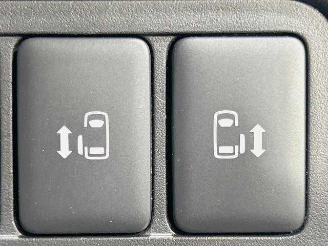 デリカＤ：５ Ｐ　純正１０型ナビ　全周囲カメラ　衝突軽減　両側電動ドア　サイドステップ　電動リア　シート／ステアリングヒーター　ドラレコ　ＥＴＣ　Ｂｌｕｅｔｏｏｔｈ　禁煙車　レーダークルーズ　ブラインドスポットモニター（30枚目）