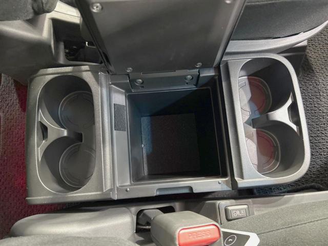 デリカＤ：５ Ｐ　純正１０型ナビ　全周囲カメラ　衝突軽減　両側電動ドア　サイドステップ　電動リア　シート／ステアリングヒーター　ドラレコ　ＥＴＣ　Ｂｌｕｅｔｏｏｔｈ　禁煙車　レーダークルーズ　ブラインドスポットモニター（51枚目）