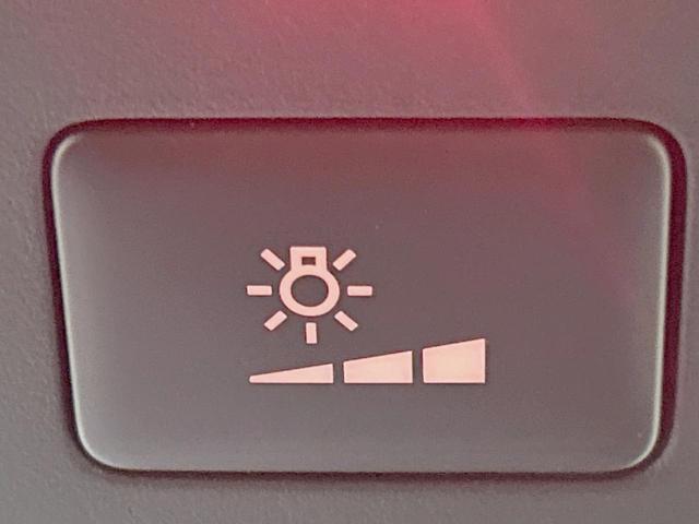 デリカＤ：５ Ｐ　純正１０型ナビ　全周囲カメラ　衝突軽減　両側電動ドア　サイドステップ　電動リア　シート／ステアリングヒーター　ドラレコ　ＥＴＣ　Ｂｌｕｅｔｏｏｔｈ　禁煙車　レーダークルーズ　ブラインドスポットモニター（59枚目）