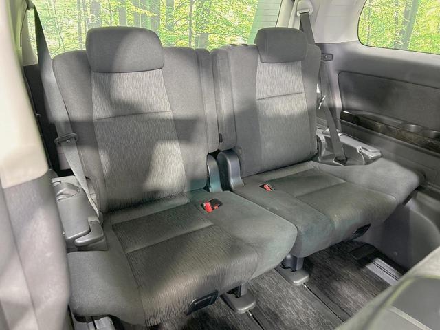 ヴェルファイア ２．４Ｚ　Ｇエディション　純正８型ナビ　後席モニター　バックカメラ　両側電動ドア　禁煙車　パワーシート　パワーバックドア　ＥＴＣ　クルコン　ＨＩＤヘッド　Ｂｌｕｅｔｏｏｔｈ　スマートキー　ダブルエアコン　オットマン（10枚目）