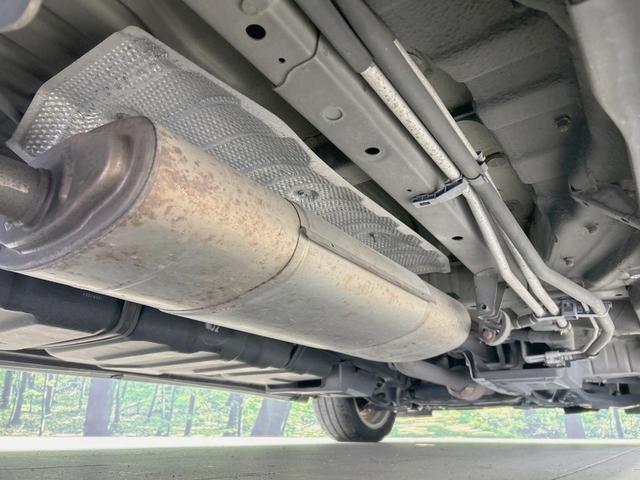 ヴェルファイア ２．４Ｚ　Ｇエディション　純正８型ナビ　後席モニター　バックカメラ　両側電動ドア　禁煙車　パワーシート　パワーバックドア　ＥＴＣ　クルコン　ＨＩＤヘッド　Ｂｌｕｅｔｏｏｔｈ　スマートキー　ダブルエアコン　オットマン（22枚目）