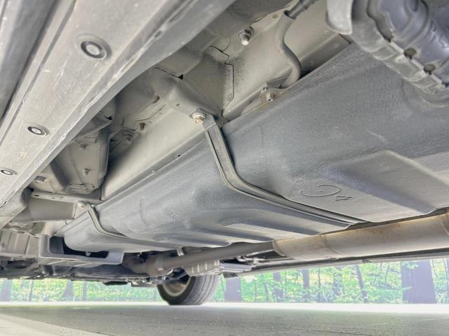 ヴェルファイア ２．４Ｚ　Ｇエディション　純正８型ナビ　後席モニター　バックカメラ　両側電動ドア　禁煙車　パワーシート　パワーバックドア　ＥＴＣ　クルコン　ＨＩＤヘッド　Ｂｌｕｅｔｏｏｔｈ　スマートキー　ダブルエアコン　オットマン（23枚目）