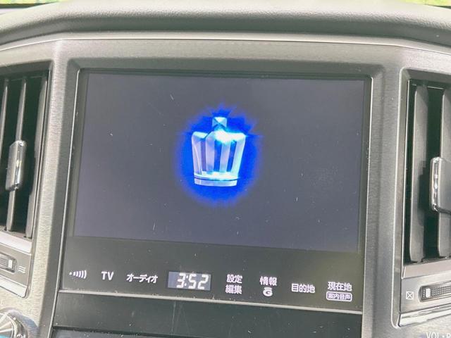 クラウンハイブリッド アスリートＧ　サンルーフ　純正８型ナビ　バックカメラ　禁煙車　クルコン　ＥＴＣ　　前後ドラレコ　メモリー機能付きパワーシート　シートベンチレーション　ＨＩＤヘッドライト　Ｂｌｕｅｔｏｏｔｈ　スマートキー（4枚目）