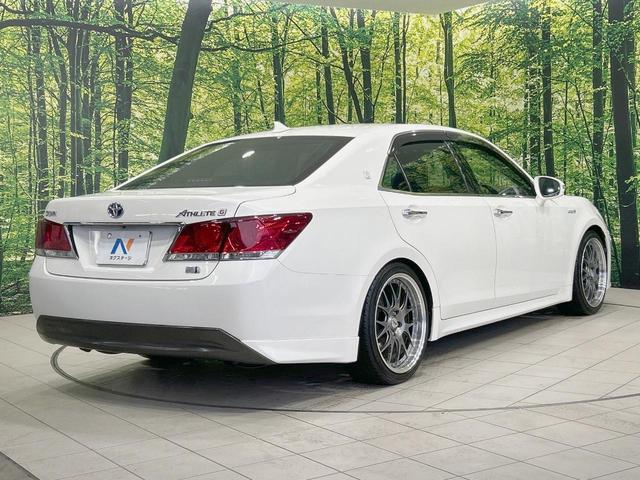 クラウンハイブリッド アスリートＧ　サンルーフ　純正８型ナビ　バックカメラ　禁煙車　クルコン　ＥＴＣ　　前後ドラレコ　メモリー機能付きパワーシート　シートベンチレーション　ＨＩＤヘッドライト　Ｂｌｕｅｔｏｏｔｈ　スマートキー（17枚目）