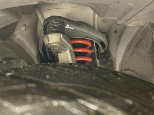 クラウンハイブリッド アスリートＧ　サンルーフ　純正８型ナビ　バックカメラ　禁煙車　クルコン　ＥＴＣ　　前後ドラレコ　メモリー機能付きパワーシート　シートベンチレーション　ＨＩＤヘッドライト　Ｂｌｕｅｔｏｏｔｈ　スマートキー（20枚目）