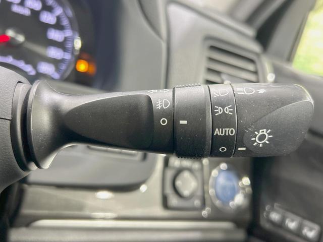 クラウンハイブリッド アスリートＧ　サンルーフ　純正８型ナビ　バックカメラ　禁煙車　クルコン　ＥＴＣ　　前後ドラレコ　メモリー機能付きパワーシート　シートベンチレーション　ＨＩＤヘッドライト　Ｂｌｕｅｔｏｏｔｈ　スマートキー（32枚目）