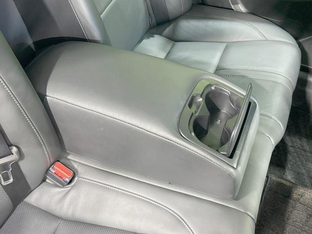 クラウンハイブリッド アスリートＧ　サンルーフ　純正８型ナビ　バックカメラ　禁煙車　クルコン　ＥＴＣ　　前後ドラレコ　メモリー機能付きパワーシート　シートベンチレーション　ＨＩＤヘッドライト　Ｂｌｕｅｔｏｏｔｈ　スマートキー（51枚目）