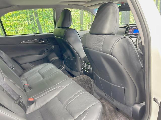 クラウンハイブリッド アスリートＧ　サンルーフ　純正８型ナビ　バックカメラ　禁煙車　クルコン　ＥＴＣ　　前後ドラレコ　メモリー機能付きパワーシート　シートベンチレーション　ＨＩＤヘッドライト　Ｂｌｕｅｔｏｏｔｈ　スマートキー（56枚目）