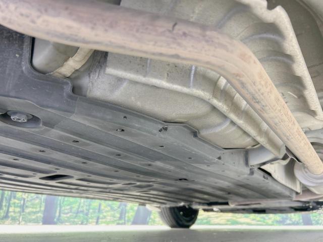 フィットハイブリッド Ｌパッケージ　純正ナビ　バックカメラ　衝突軽減　禁煙車　クルコン　ＥＴＣ　ＨＩＤヘッド　Ｂｌｕｅｔｏｏｔｈ　スマートキー　電動格納ミラー　オートライト　オートエアコン　横滑り防止（21枚目）