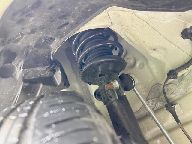 スペーシア ハイブリッドG 衝突軽減 禁煙車 レーンアシスト スマートキー LEDヘッド オートハイビーム オートライト オートエアコン オーディオ ミュージックプレーヤー接続 USB端子(23枚目)