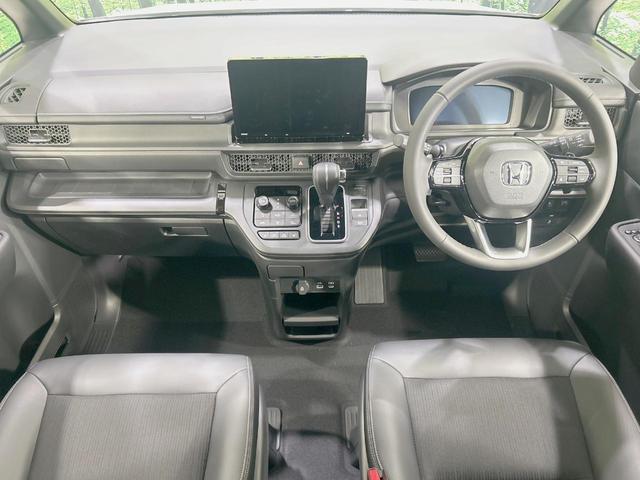 ステップワゴン スパーダ　登録済未使用車　両側電動ドア　純正１１．４インチナビ　バックカメラ　ホンダセンシング　レーダークルーズ　電動リアゲート　ハーフレザーシート　コーナーセンサー　スマートキー　ＬＥＤヘッド（2枚目）