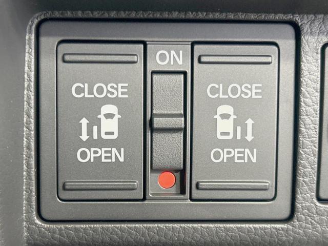 ステップワゴン スパーダ　登録済未使用車　両側電動ドア　純正１１．４インチナビ　バックカメラ　ホンダセンシング　レーダークルーズ　電動リアゲート　ハーフレザーシート　コーナーセンサー　スマートキー　ＬＥＤヘッド（6枚目）