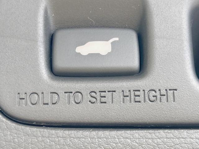 ステップワゴン スパーダ　登録済未使用車　両側電動ドア　純正１１．４インチナビ　バックカメラ　ホンダセンシング　レーダークルーズ　電動リアゲート　ハーフレザーシート　コーナーセンサー　スマートキー　ＬＥＤヘッド（7枚目）