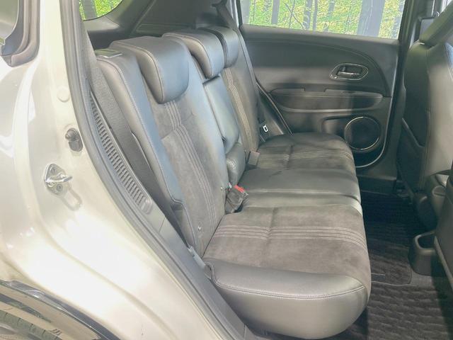 ヴェゼル ハイブリッドＲＳ・ホンダセンシング　ＳＤナビ　禁煙車　バックカメラ　レーダークルーズ　ＥＴＣ　Ｂｌｕｅｔｏｏｔｈ　シートヒーター　ハーフレザー　ＬＥＤヘッド／フォグ　オートライト／エアコン　車線逸脱警報　スマートキー　スピーカー（9枚目）