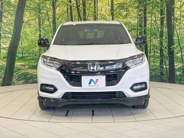 ヴェゼル ハイブリッドＲＳ・ホンダセンシング　ＳＤナビ　禁煙車　バックカメラ　レーダークルーズ　ＥＴＣ　Ｂｌｕｅｔｏｏｔｈ　シートヒーター　ハーフレザー　ＬＥＤヘッド／フォグ　オートライト／エアコン　車線逸脱警報　スマートキー　スピーカー（14枚目）