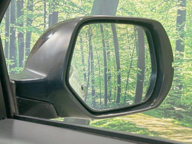 ヴェゼル ハイブリッドＲＳ・ホンダセンシング　ＳＤナビ　禁煙車　バックカメラ　レーダークルーズ　ＥＴＣ　Ｂｌｕｅｔｏｏｔｈ　シートヒーター　ハーフレザー　ＬＥＤヘッド／フォグ　オートライト／エアコン　車線逸脱警報　スマートキー　スピーカー（61枚目）