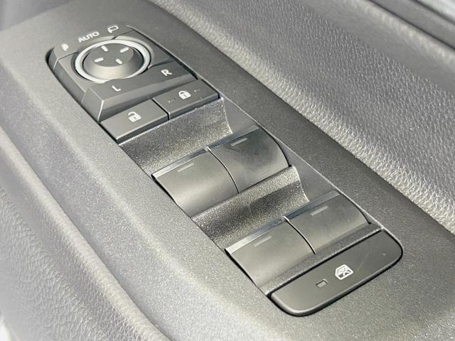 ランドクルーザー２５０ ＶＸ　純正１２型ナビ　トヨタチームメイト　アドバンストドライブ　サンルーフ　全周囲カメラ　衝突軽減　ＥＴＣ２．０　禁煙車　電動リア　レザーシート　ベンチレーション　パワーシート　デジタルインナーミラー（45枚目）