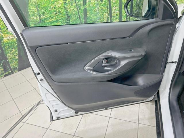 ヤリスクロス ハイブリッドＧ　純正８型ナビ　全周囲カメラ　トヨタチームメイト　ＢＳＭ　ＲＣＴＡ　寒冷地仕様　衝突軽減　レーダークルーズ　禁煙車　ドラレコ　パーキングセンサー　ＥＴＣ２．０　パーキングアシスト（35枚目）